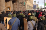 Активисты Майдана начали освобождать здание Минагрополитики