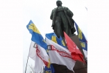 Оппозиции мешают Яценюк, Кличко и Тягнибок