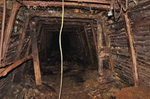 В Донецкой области в заброшенной шахте найдены два трупа