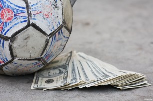 УЕФА заплатил клубам больше миллиарда евро 