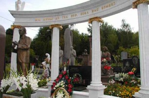 Похороны по высшему разряду в Киеве обойдутся в полмиллиона