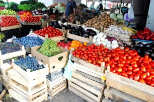 Где овощи и фрукты дешевле и качественнее: на рынке или в супермаркете