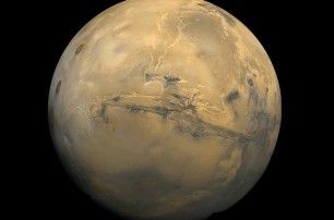 100 тыс человек хотят навсегда улететь на Марс
