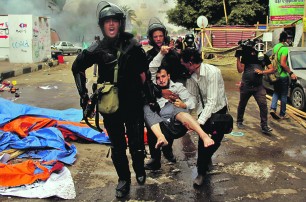 Кризис в Египте: любимый курорт украинцев на пороге гражданской войны