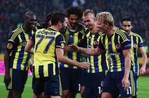 УЕФА оставил турецкие клубы без еврокубков