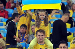 Лица болельщиков на матче Украина - Англия