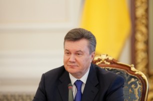 Янукович летит в Польшу и Турцию решать газовые проблемы 