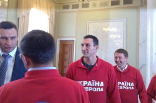 Владимир Кличко пришел на экскурсию в Верховную Раду