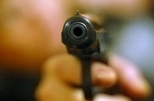 В Запорожье мужчина застрелился, перед этим убив свою супругу
