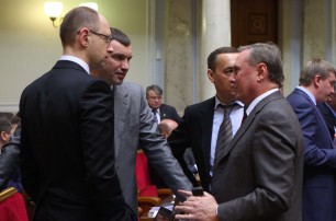 Рыбак поручил ПР и "Батькивщине" вместе создать закон для освобождения Тимошенко