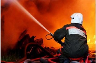 При тушении пожара на Харьковщине погиб спасатель