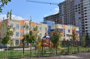 На Троещине открыли  российско-украинскую гимназию