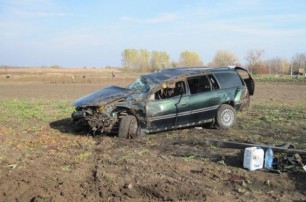 В Запорожской области трое детей ранены при аварии на трассе