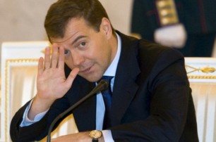Медведев заявил, что Россия больше не даст Украине денег