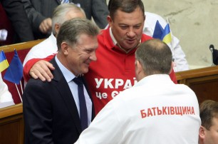 В пику Януковичу оппозиция подала свой законопроект о прокуратуре