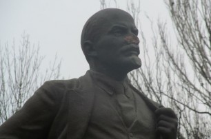 В Мелитополе Ленину отбили нос