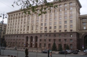 Киевсовет решил распродать помещения в центре и превратить технопарк в жилмассив