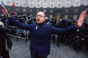 Грипп не пустил Яценюка и Луценко к Тимошенко
