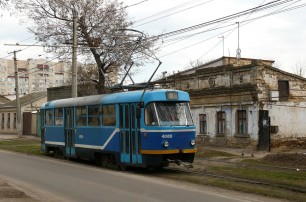 В Одессе трамвай отрезал ноги мальчику с ДЦП
