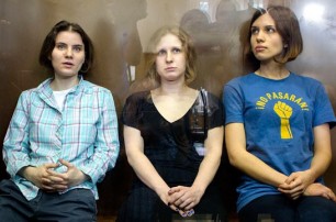 В России амнистировали экипаж "Arctic Sunrise" и группу "Pussy Riot"