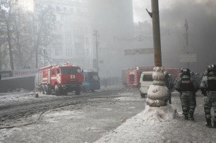 В Киеве на Грушевского горело здание