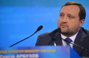 Власть сохраняет управляемость украинской экономикой - Сергей Арбузов