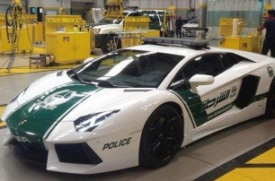 В Дубае полиция теперь ездит на «Ламборджини»