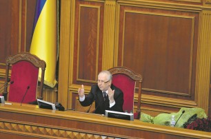 Рада отказалась рассматривать вопрос о выборах в Киеве