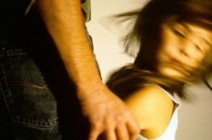 Александр Попов пытался изнасиловать 9-летнюю девочку