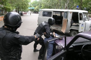 Офицер милиции из Харькова возглавил рэкетиров
