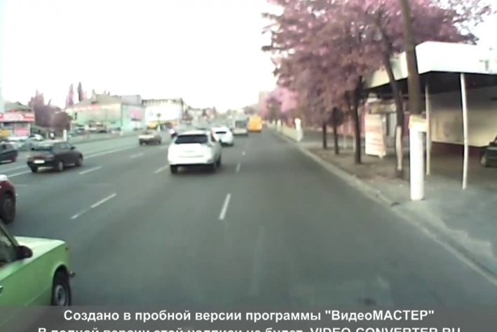 В Днепропетровске на ходу перевернулось милицейское авто