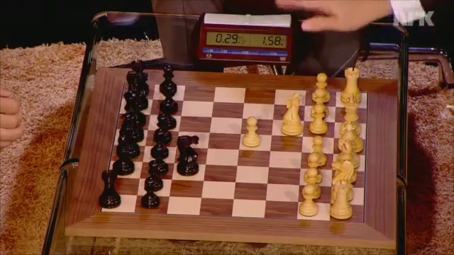 23-летний гроссмейстер показательно «уделал» Била Гейтса в шахматы всего за 11 секунд