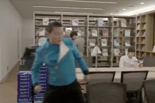 Новый клип создателя "Gangnam Style"
