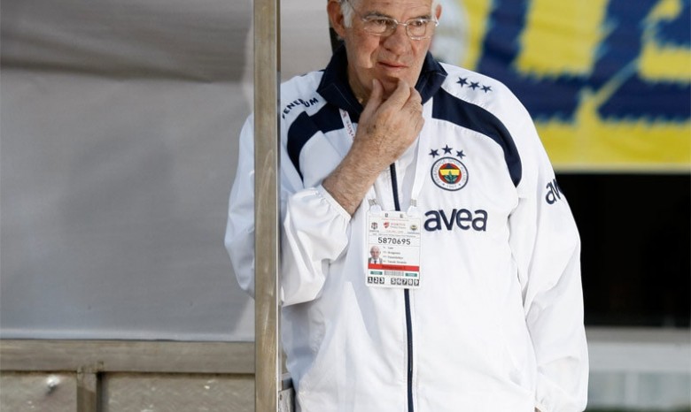 Умер бывший главный тренер сборной Испании по футболу