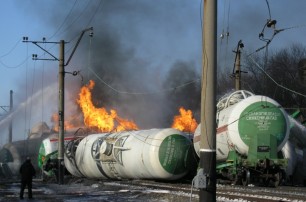 Тушение цистерн с пропан-бутаном в Донецкой области