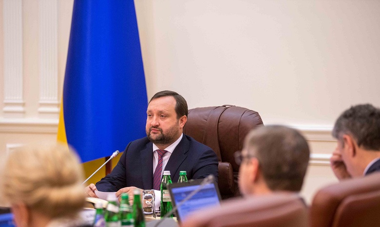 Арбузов призвал местную власть активизировать бюджетный процесс