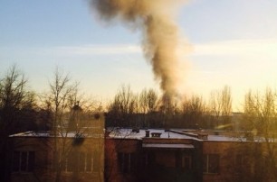 В Киеве на Подоле 15 пожарных машин тушили офис