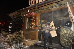 Рестораны в Киеве громили переодетые «титушки» — комендант Дома профсоюзов