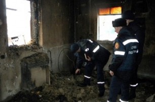 На пожаре в Хмельницкой области нашли тело погибшей