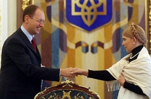Тимошенко начала вытеснять Яценюка из «Батьківщини»