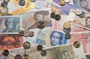 Валюты «плавают» во всех развитых странах