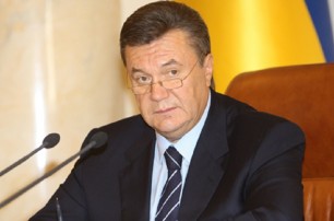 Янукович хочет примирения в День рождения Кобзаря