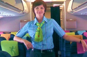 Российская стюардесса выпала из самолета