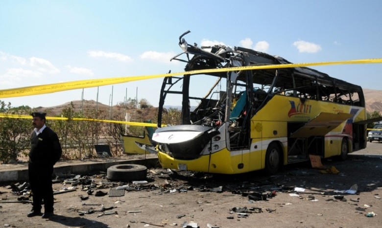 Автобус в Египте взорвал смертник