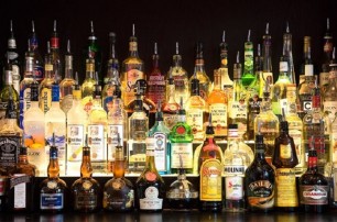 Запрет на продажу алкоголя после 18.00 во Львове, продлили на три дня