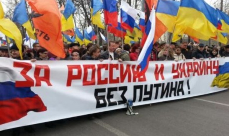 В России проходят многотысячные акции против войны с Украиной