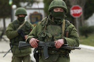 В Крыму захватили еще одну военчасть