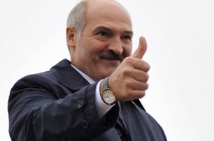 Лукашенко де-факто признал Крым частью России