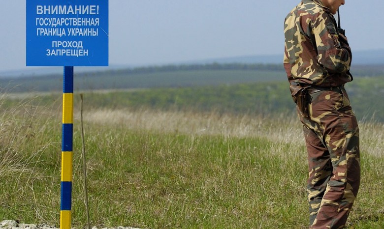 Желающих пересечь украинско-российскую границу стало меньше на четверть