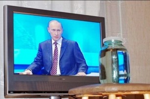 Россия требует возвращения своих телеканалов на украинские экраны